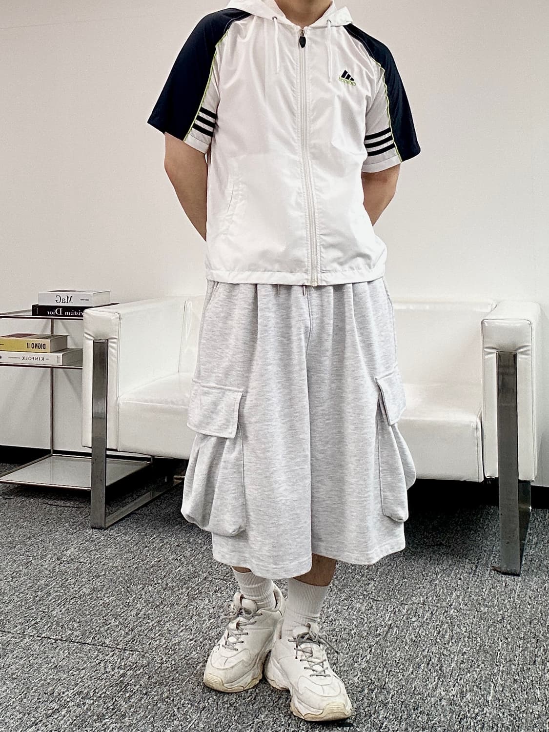 아디다스 사이드 라인 반팔 바람막이 M 상품이미지3