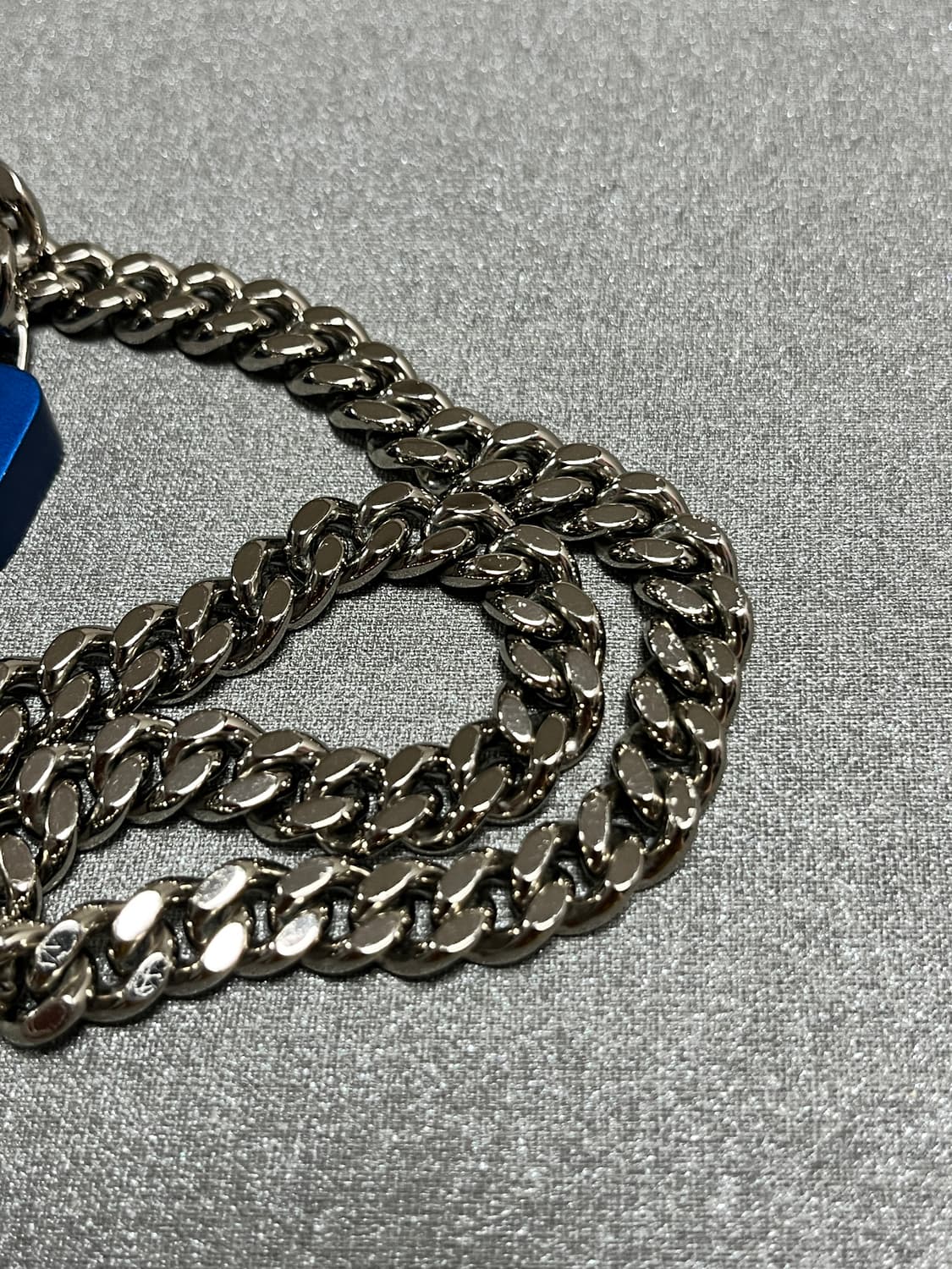 알릭스 버클 목걸이 블루 m 상품이미지6