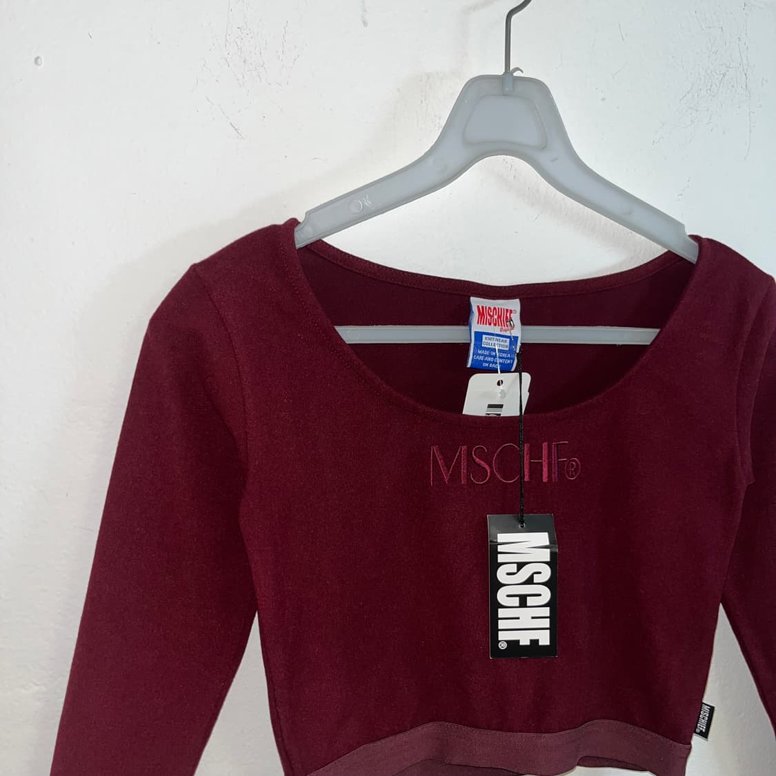 Mischief Burgundy Crop Top 상품이미지5