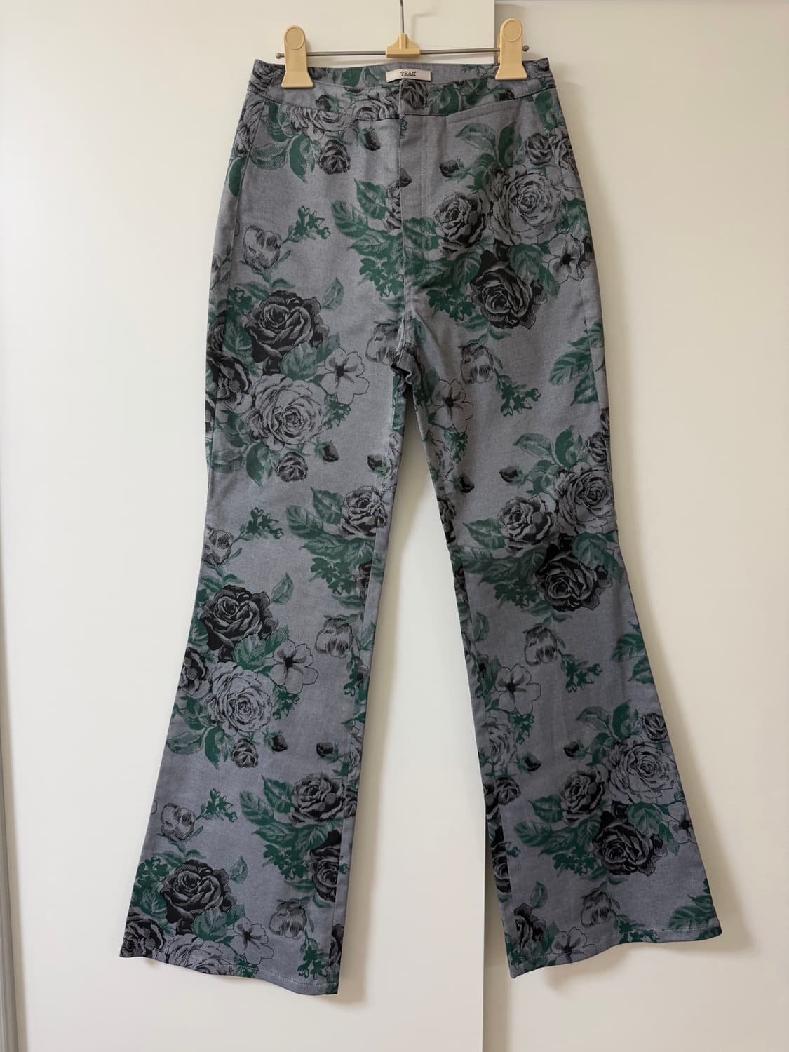 Teak rose flower boots-cut pants 상품이미지2