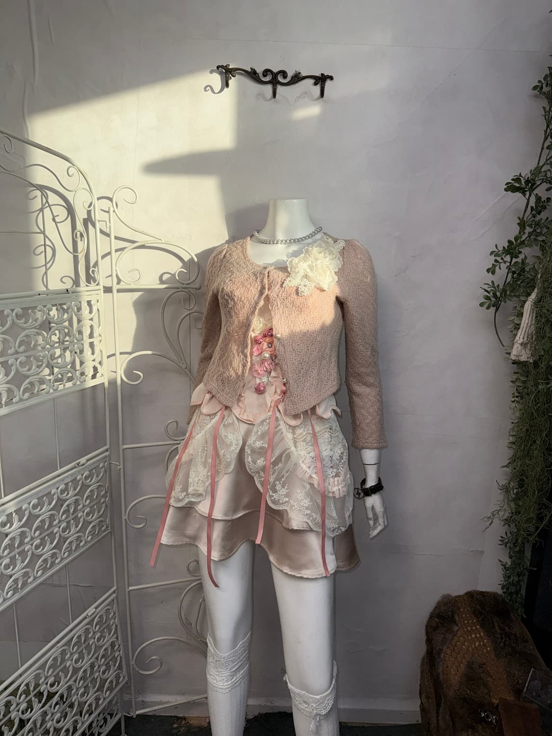 Baby pink flower corsage crop cardigan  상품이미지5