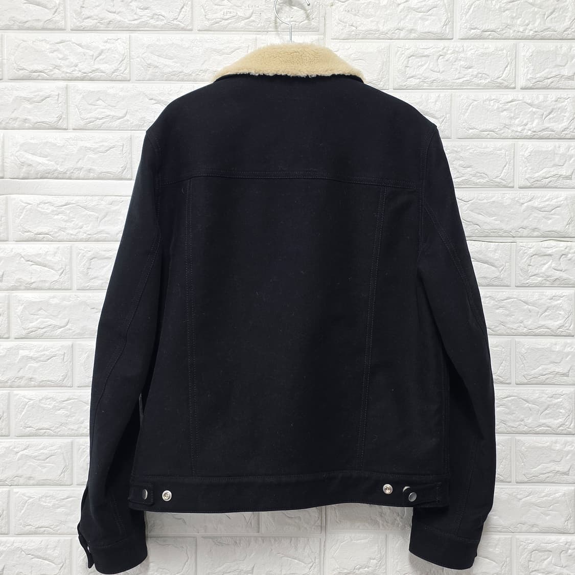 택포_ 산드로 시어링 트러커 무스탕 자켓 블랙 L 상품이미지4