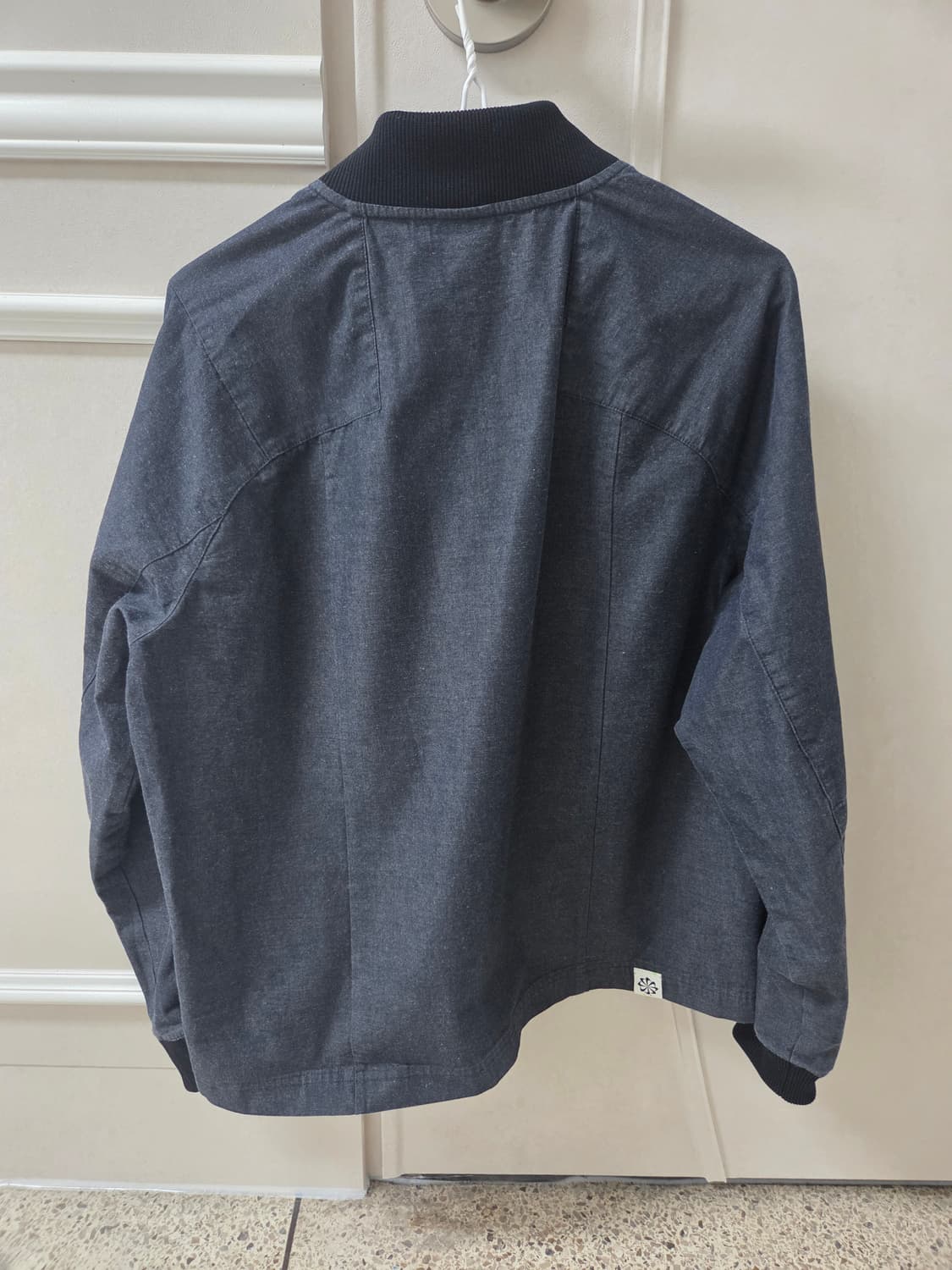 남성 나이키 봄퍼 다크 그레이 자켓 상품이미지2