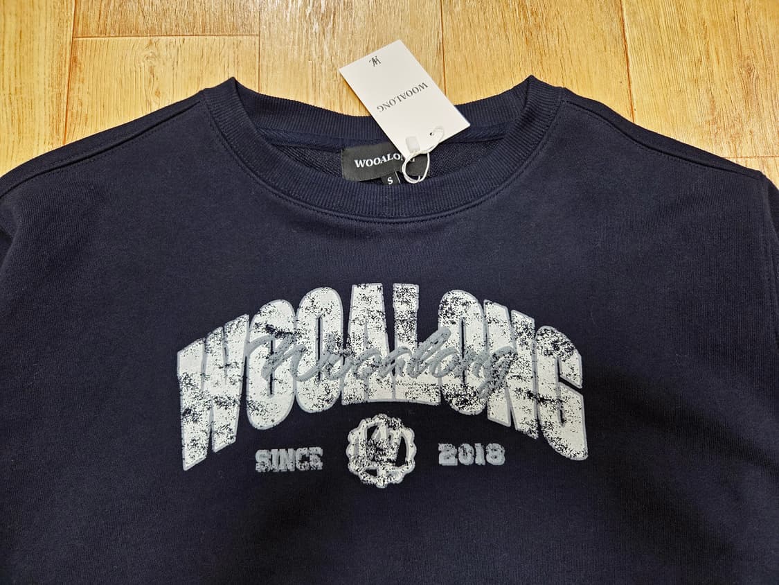우알롱(WOOALONG) 레터링 크롭스웻셔츠 프리사이즈 새상품 상품이미지7