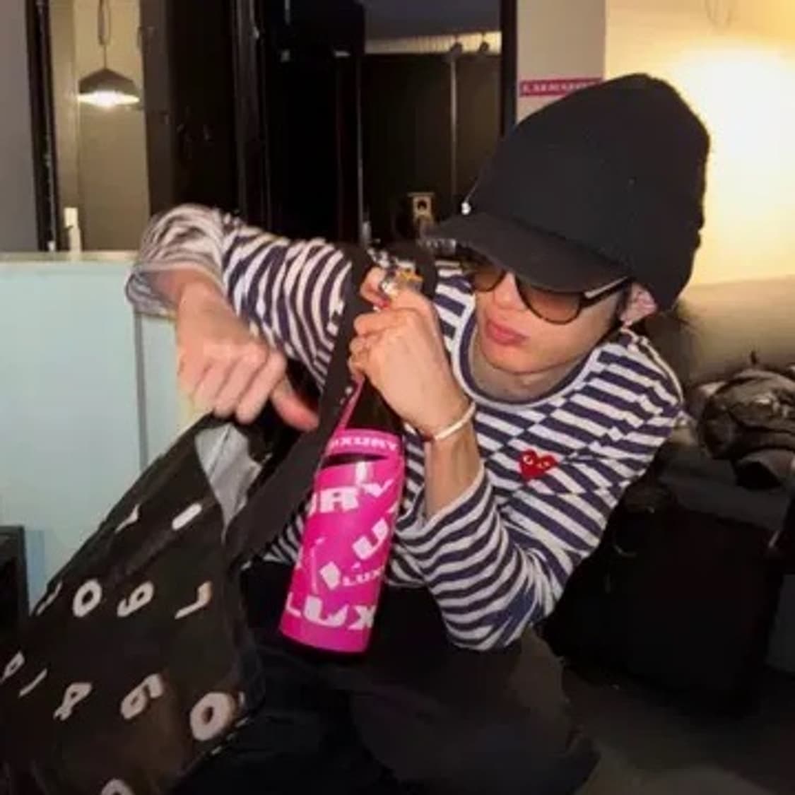 꼼데가르송 도트 가디건 블랙 M 상품이미지4