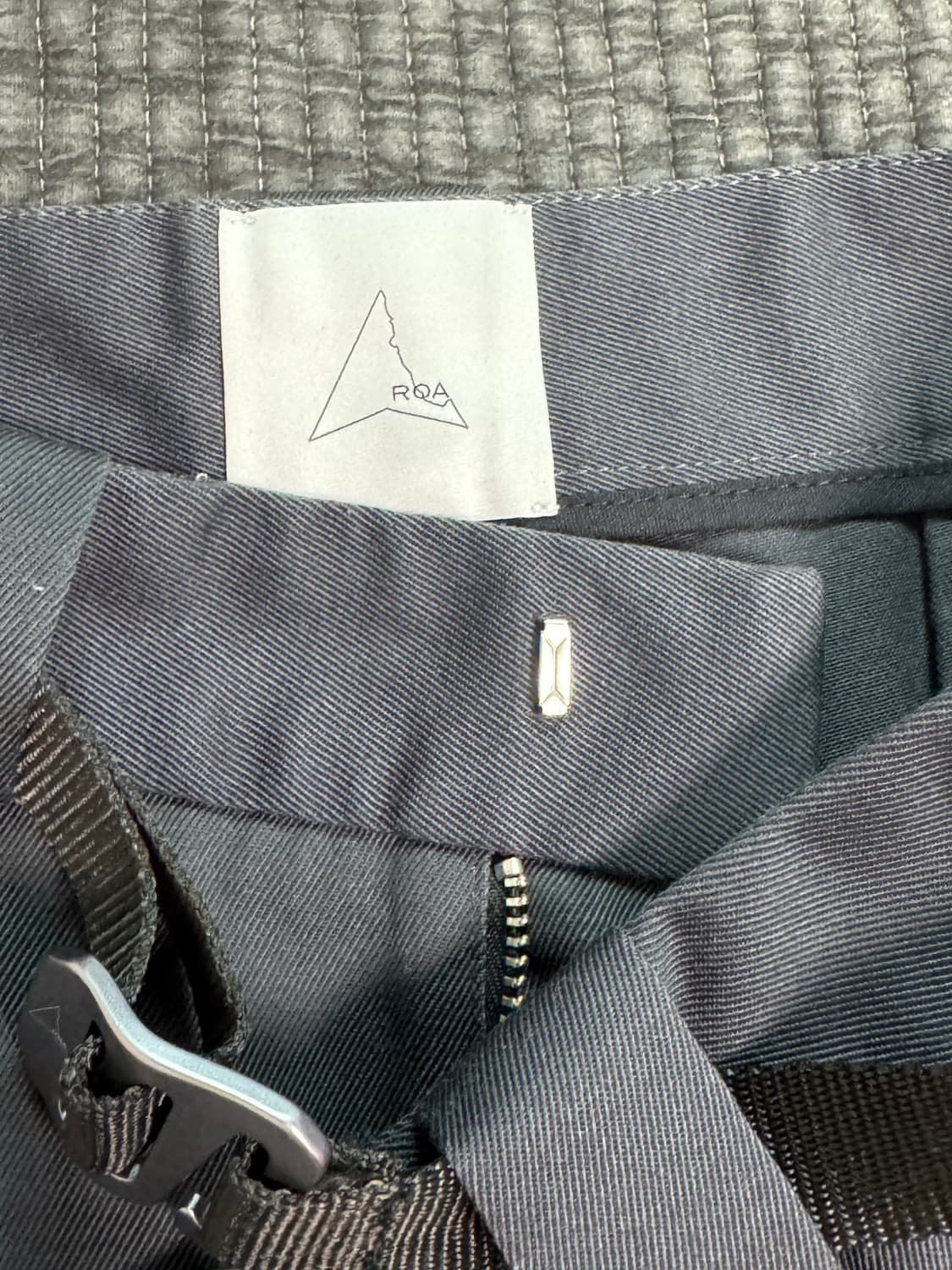 로아 하이킹 버클 치노 팬츠 상품이미지4