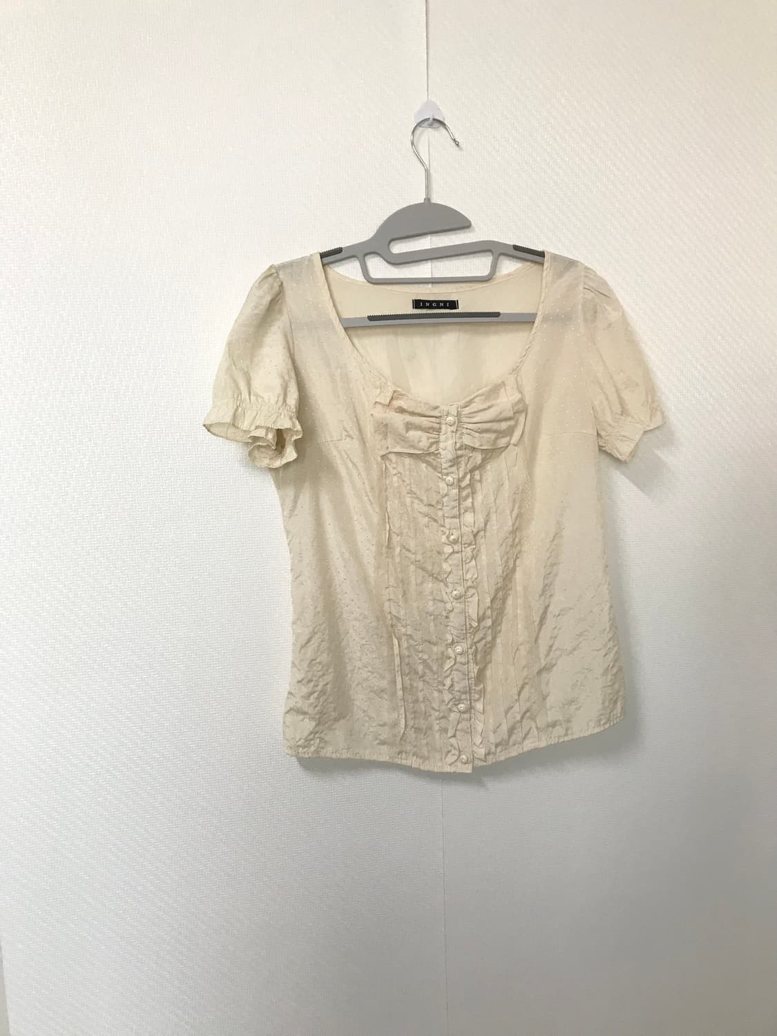 ribbon ruffle puff pintuck blouse 상품이미지1