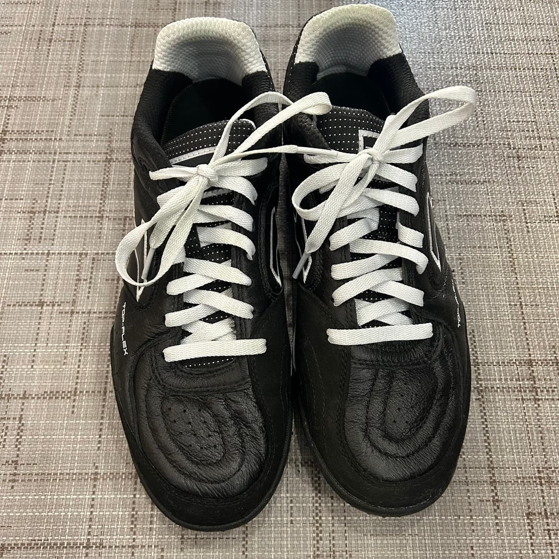 조마 탑플렉스 270 사이즈 판매(1회 착용) 상품이미지5