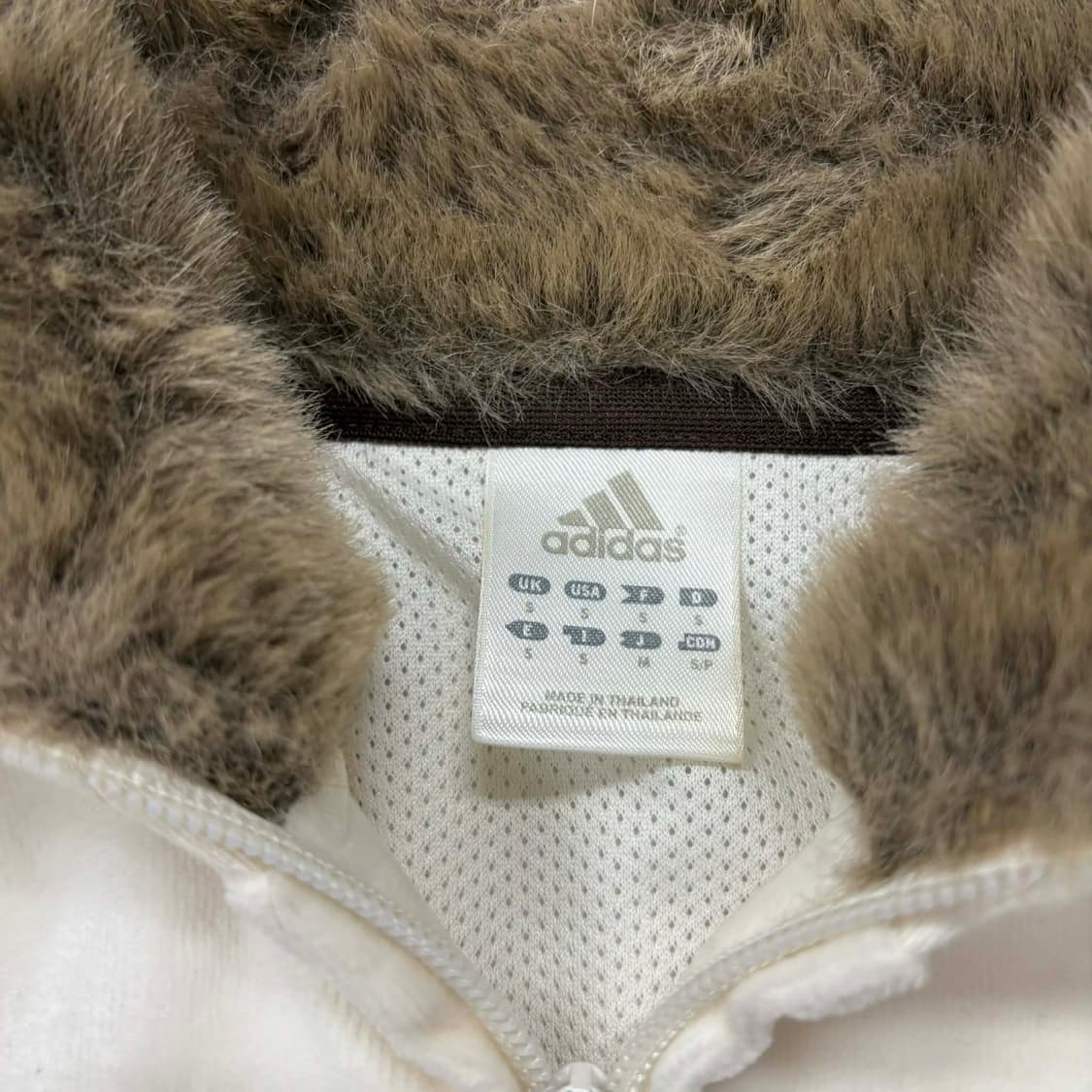 아디다스 00s 유일매물 대장급 핀터깔 세미크롭 벨루아 벨벳 퍼 트랙탑  상품이미지5