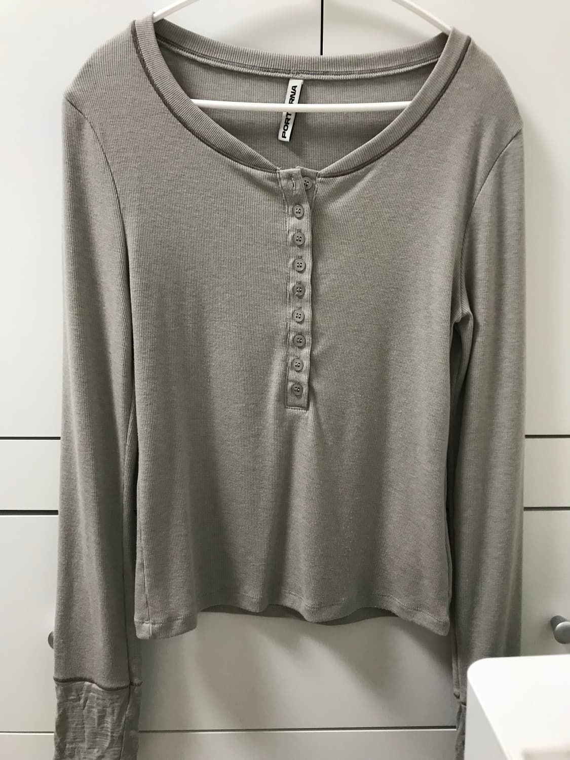 포르테나 MIX POINT LONG SLEEVE BUTTON T-SHIR 상품이미지7