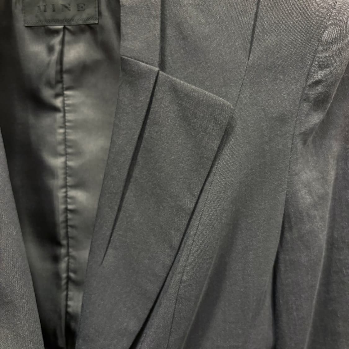 마인 긴팔 자켓 싱글 브레스티드 노치드 라펠 원 버튼 디테일 블랙 상품이미지7