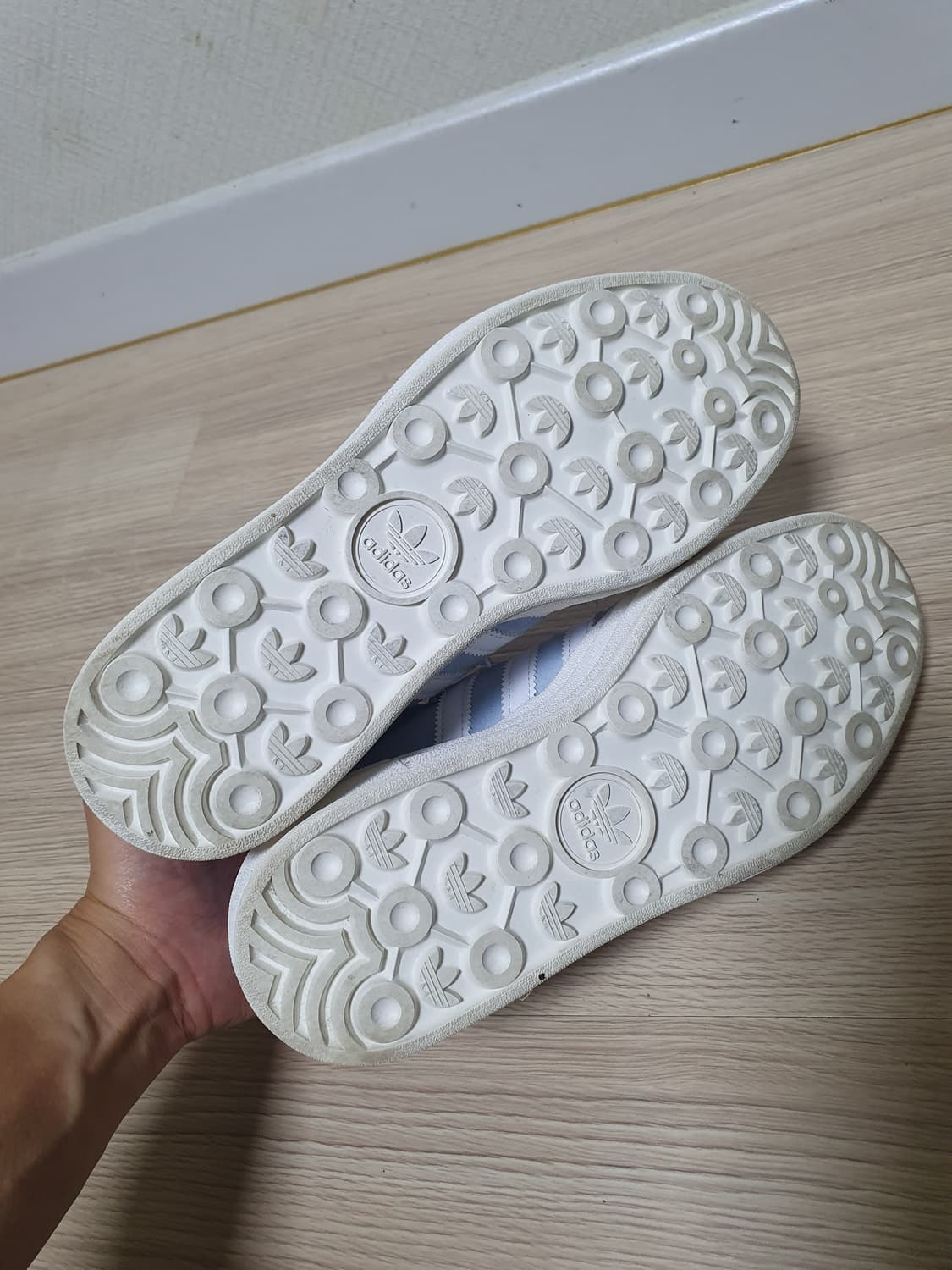 아디다스 가젤 볼드 클리어 스카이 235 상품이미지8