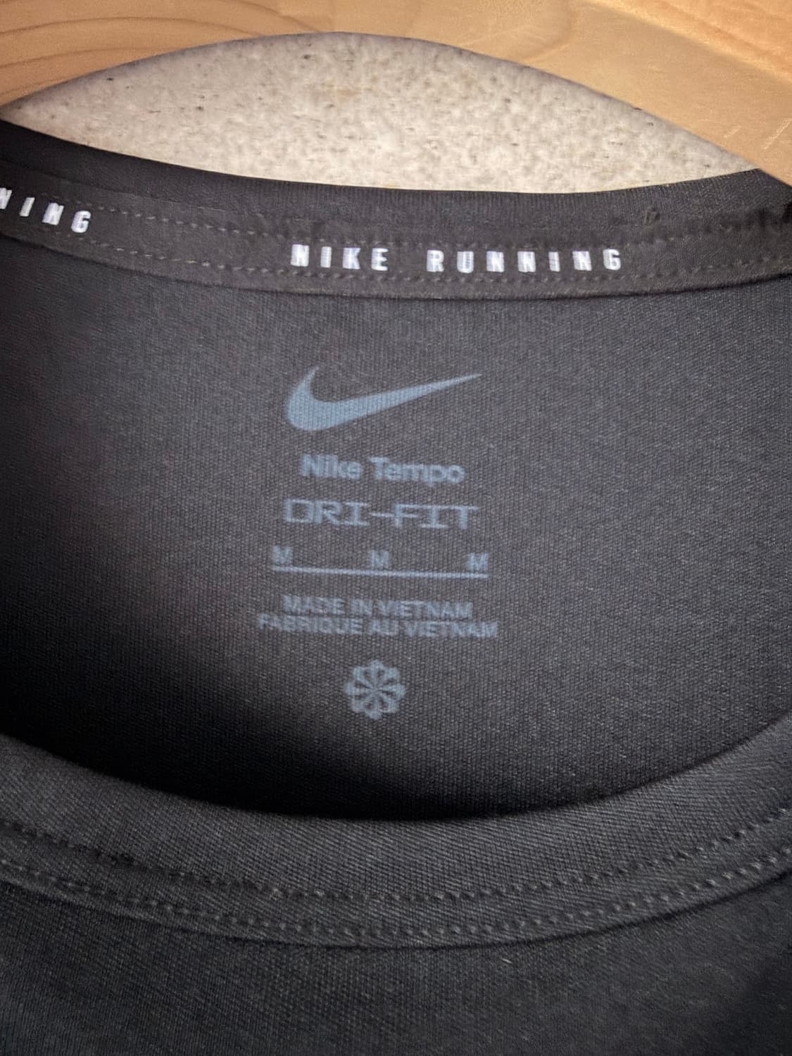 새상품 나이키 여성 러닝 트레이닝 요가 기능성 티셔츠 반팔 블랙 상품이미지3