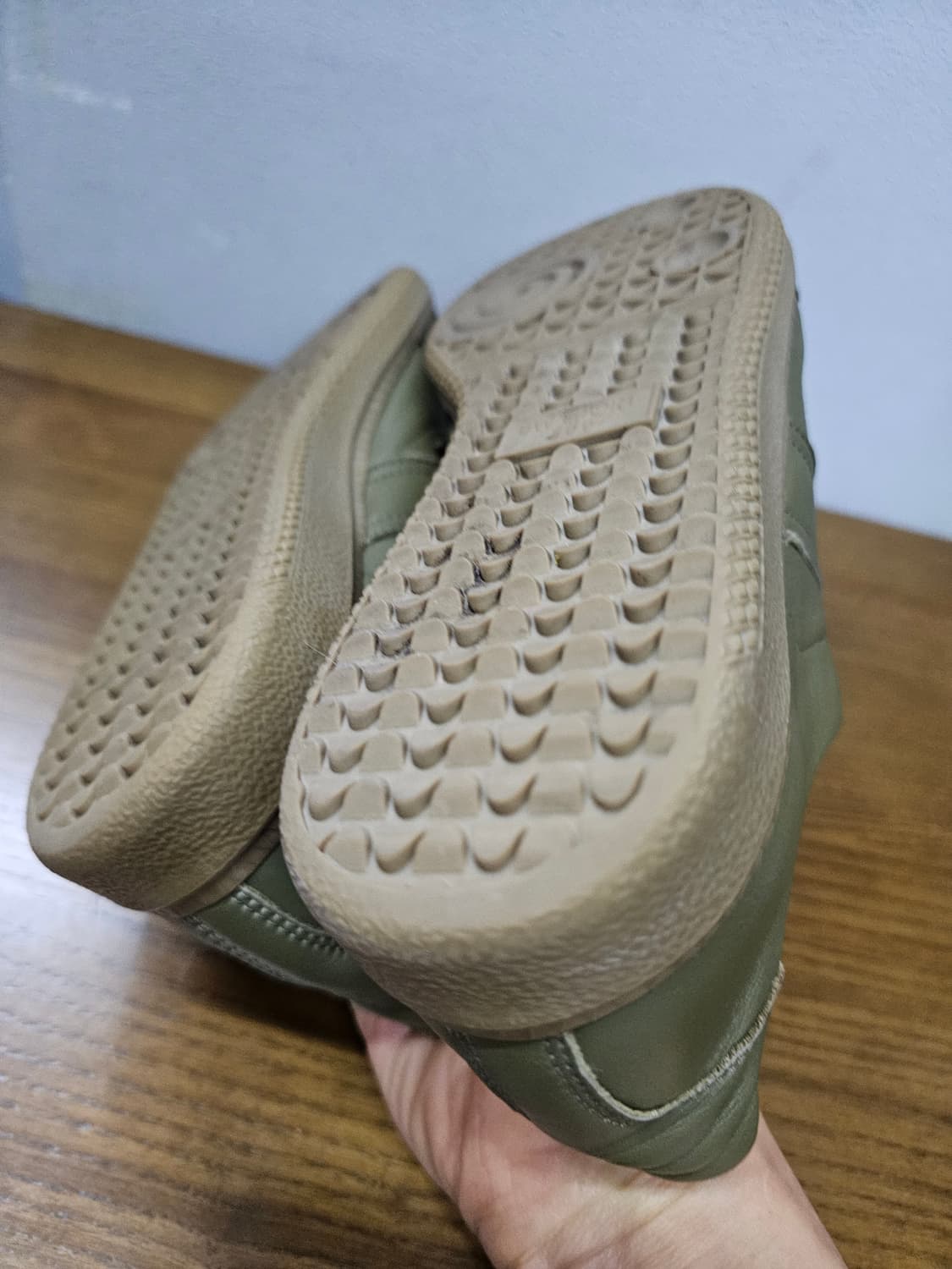 리프로덕션 오브 파운드 스니커즈 상품이미지10