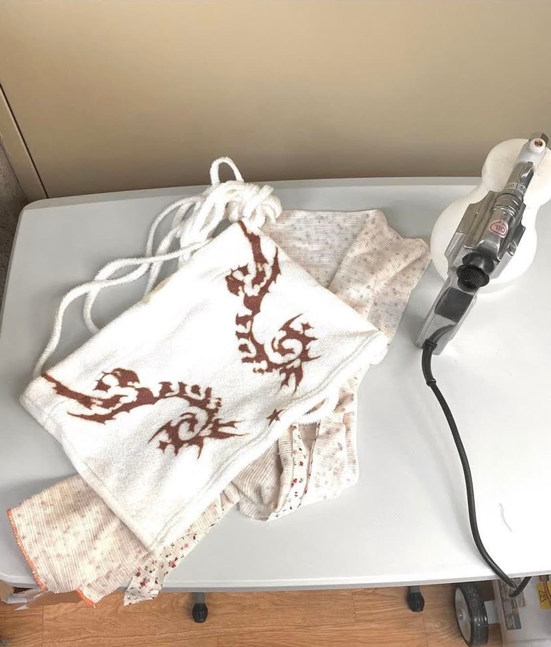 Wings towel top 상품이미지1