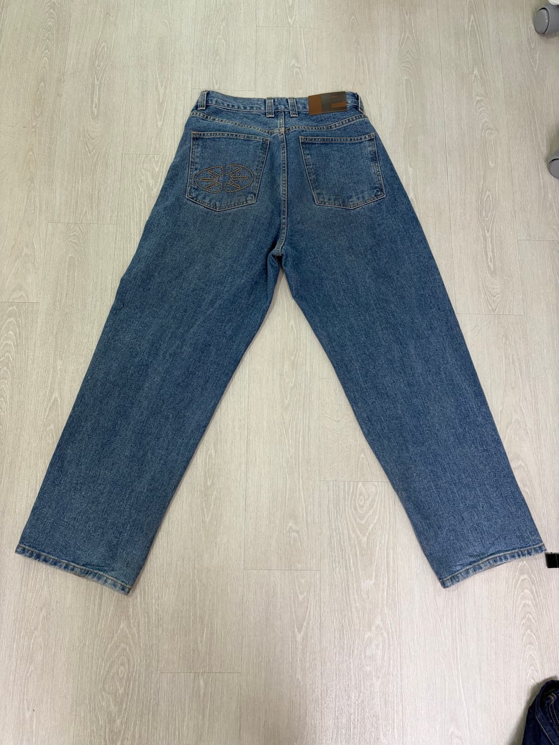 ertr Essential Relaxed Denim Pants 블루 상품이미지5