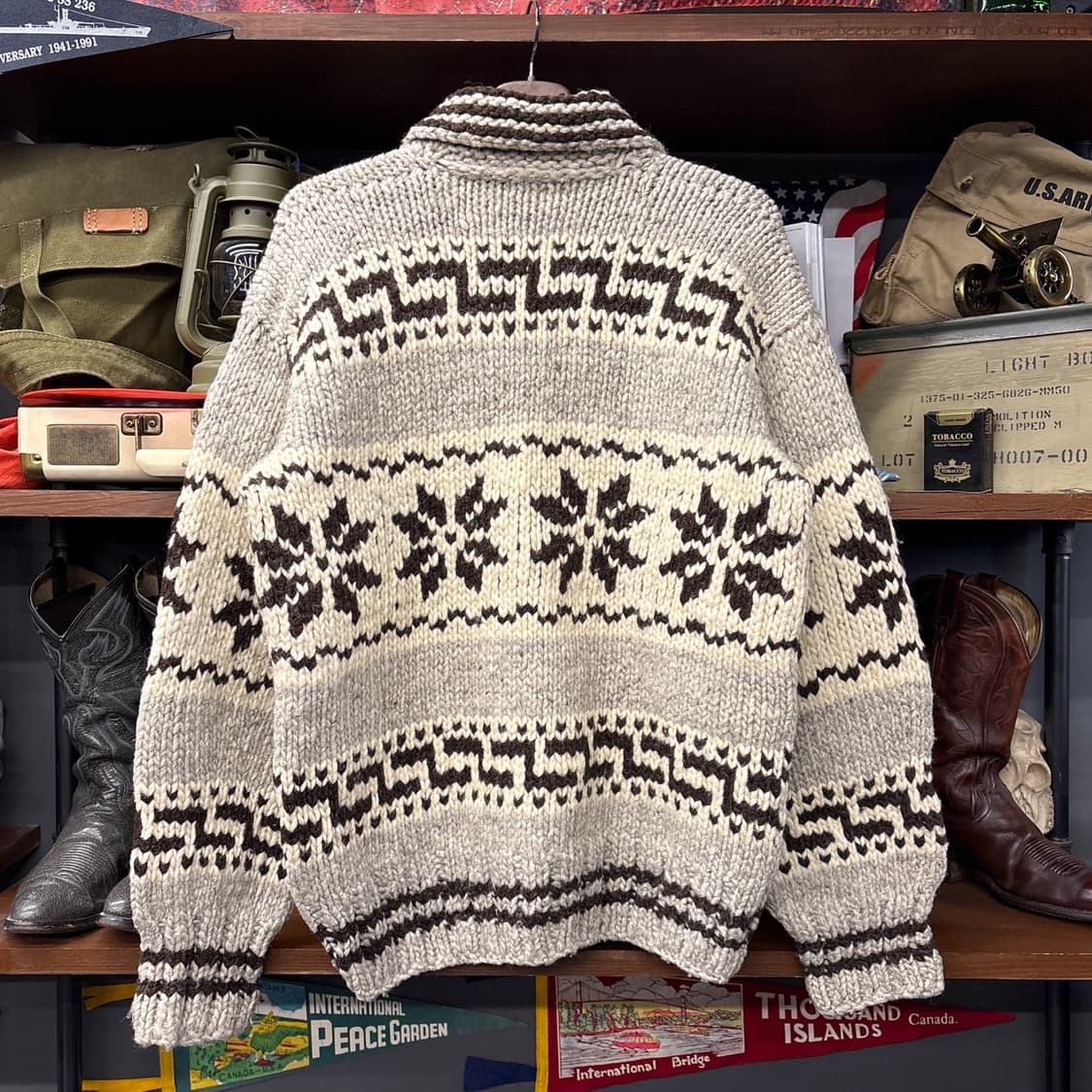 80s 네이티브 눈꽃 패턴 오리지널 헤비 코위찬 스웨터 N95 상품이미지2