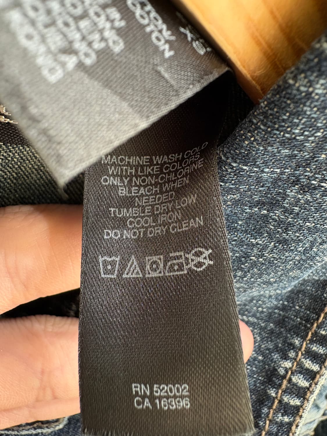 DKNY JEANS (Made in Hong Kong) 데님자켓 상품이미지8