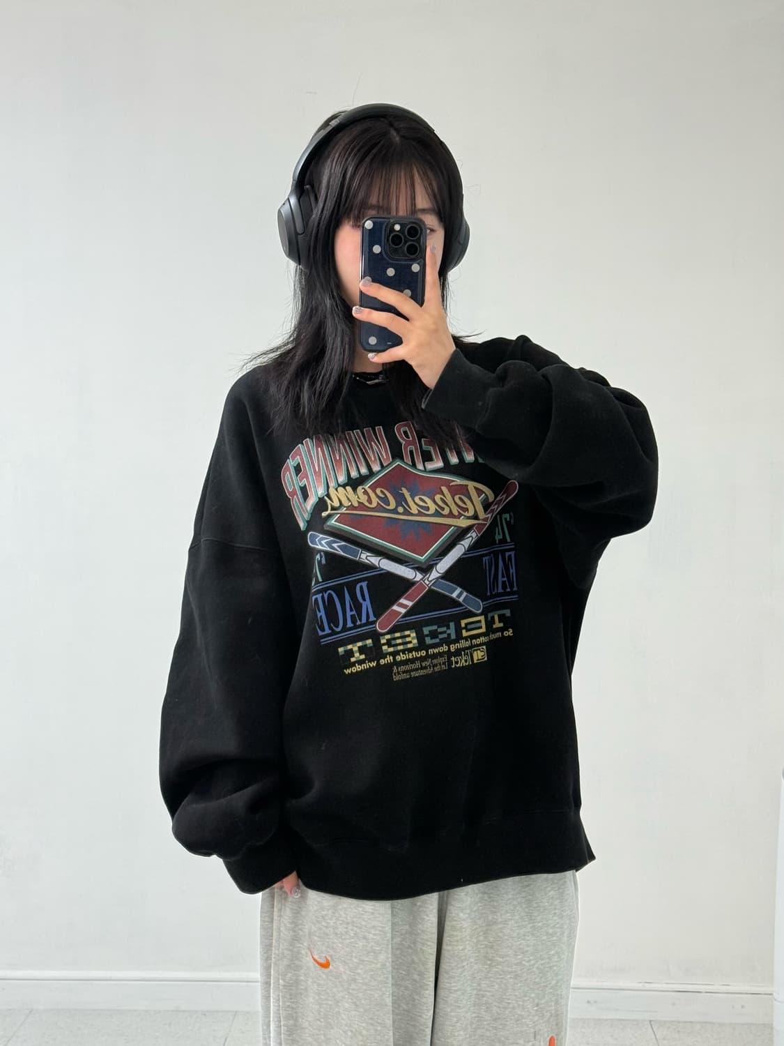 테켓 블랙 맨투맨 상품이미지1