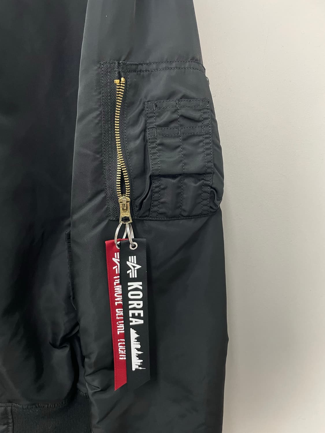 알파 인더스트리 MA-1 리버시블 플라이트 자켓 H2203 상품이미지4