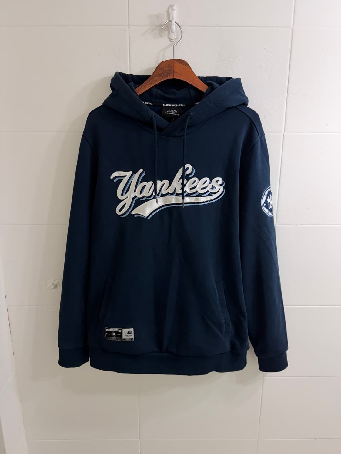 MLB 양키스 자수 네이비 후드티 상품이미지4