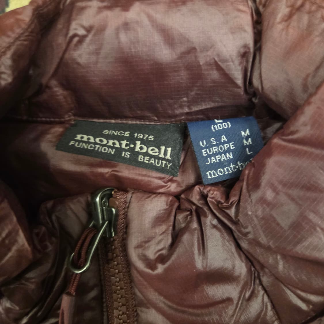 몽벨 경량패딩 버건디 L  상품이미지3