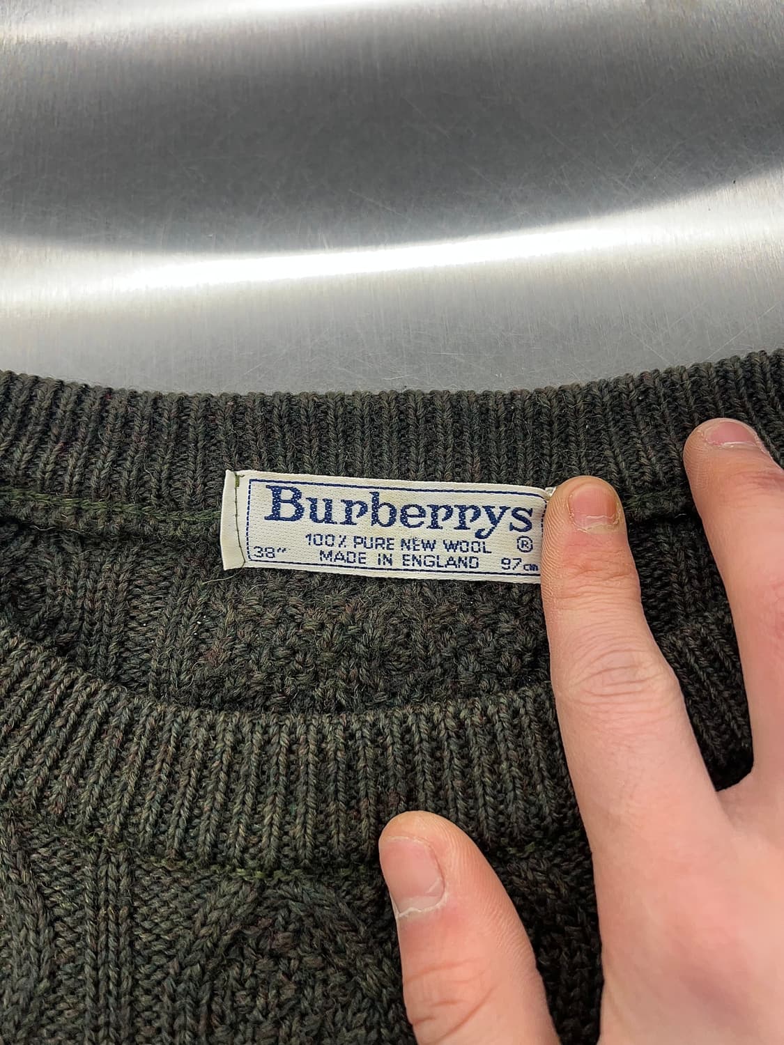 버버리 다크 올리브 센터 월계수 로고 케이블 스웨터 상품이미지7