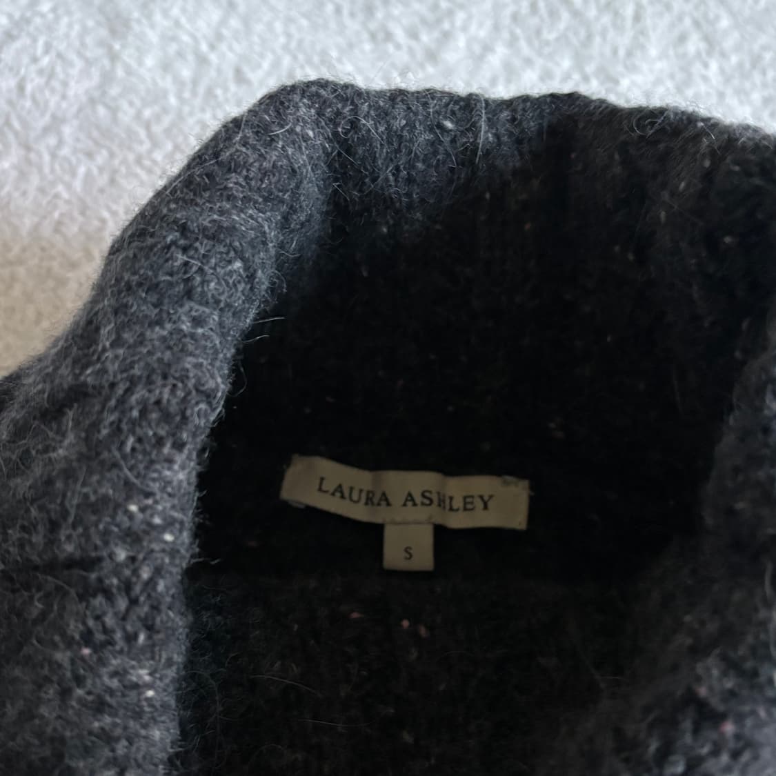 일본빈티지 로라애슐리 차콜 니트 목폴라 탑 상품이미지6