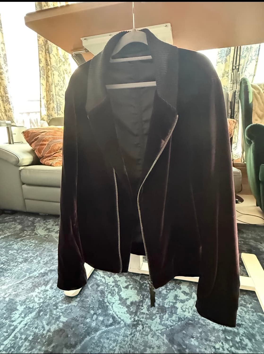 [언제나 길을 잃지 않은 클래식] Giorgio Armani 상품이미지2