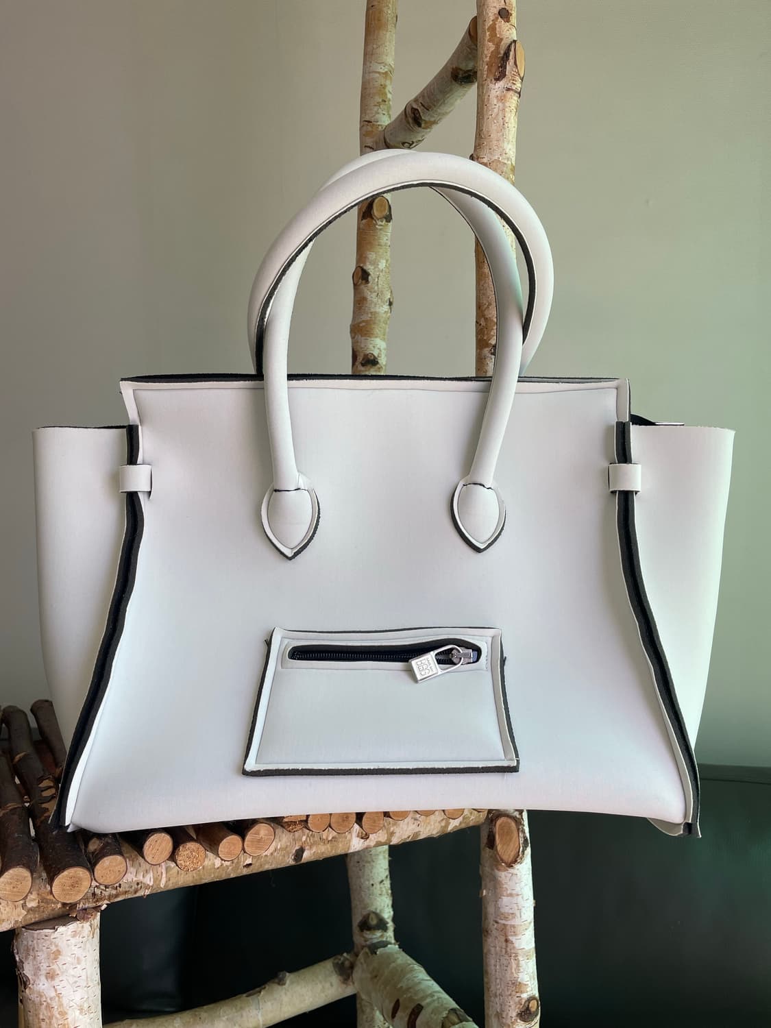 [Made in Italy] 세이브마이백 네오프렌 토트백 화이트 상품이미지1