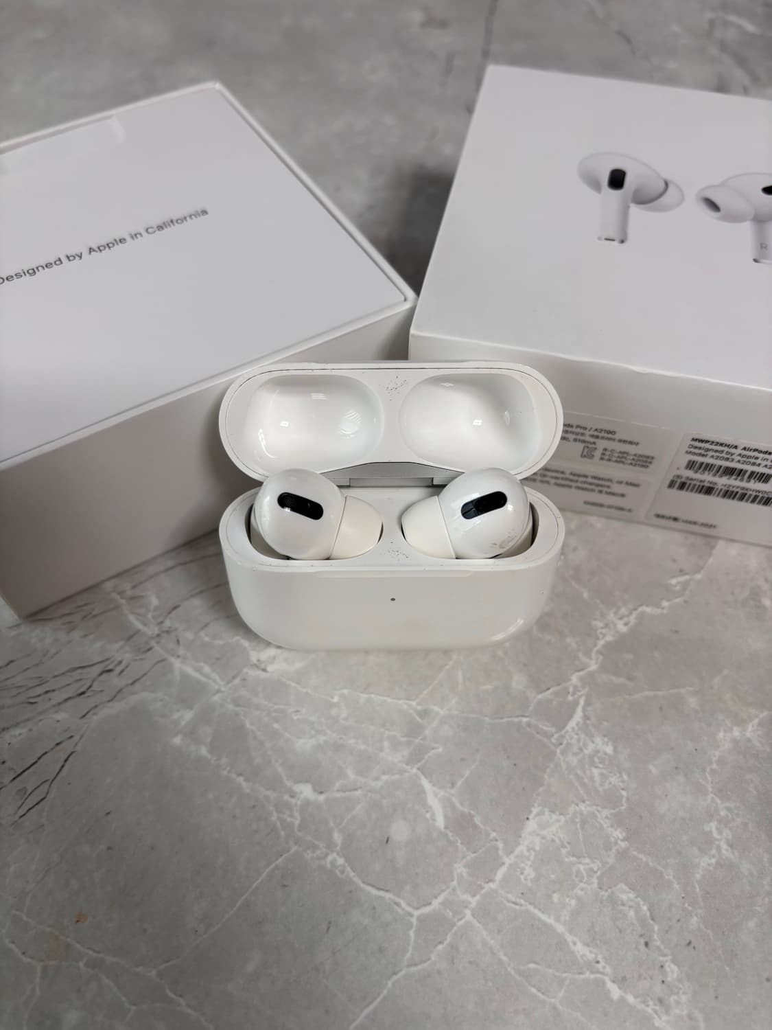 [A+급] 에어팟 프로 1 8핀 상품이미지1