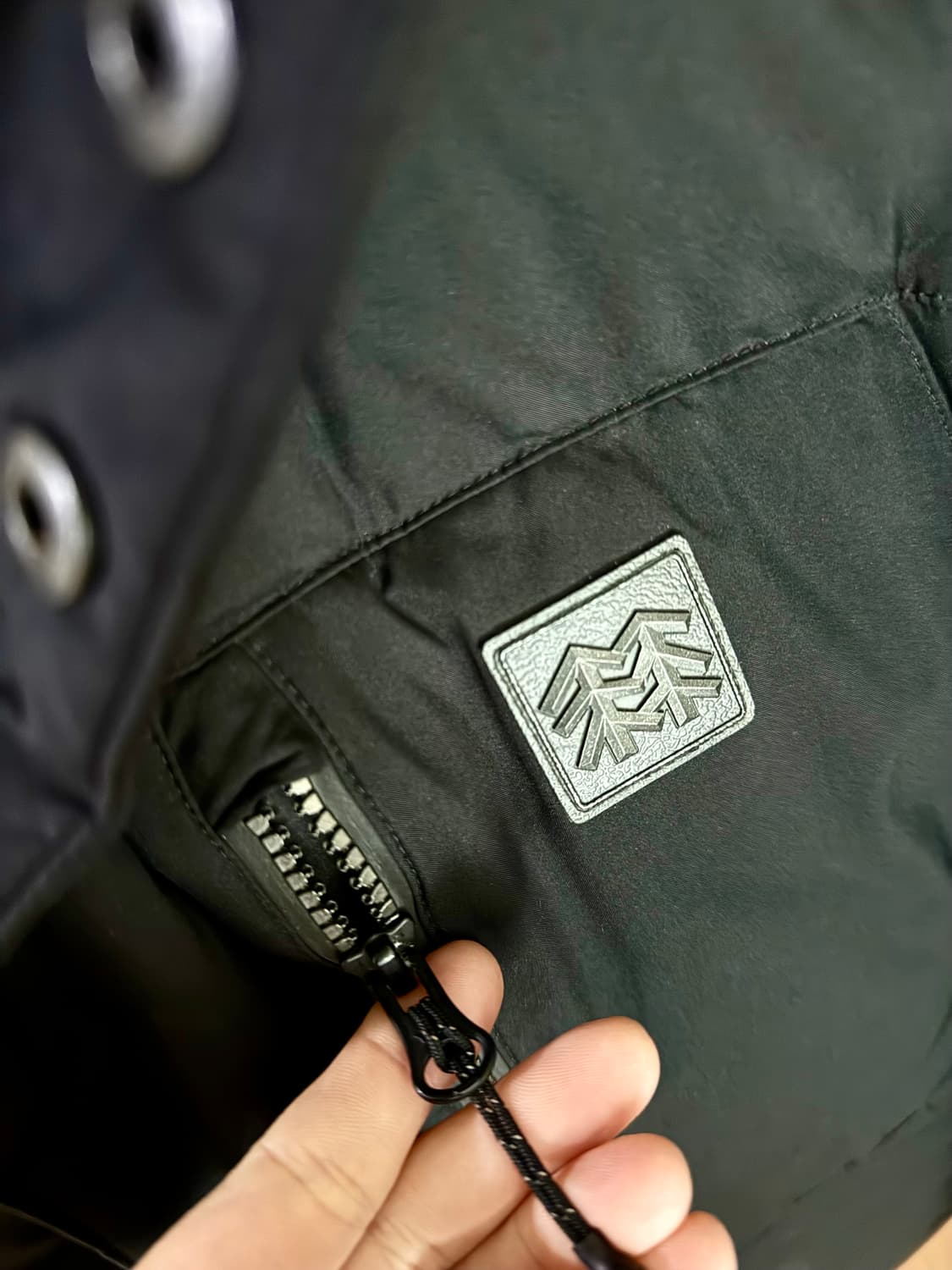 코오롱스포츠 테라노바 고어택스 윈드스토퍼 패딩(M) 상품이미지2