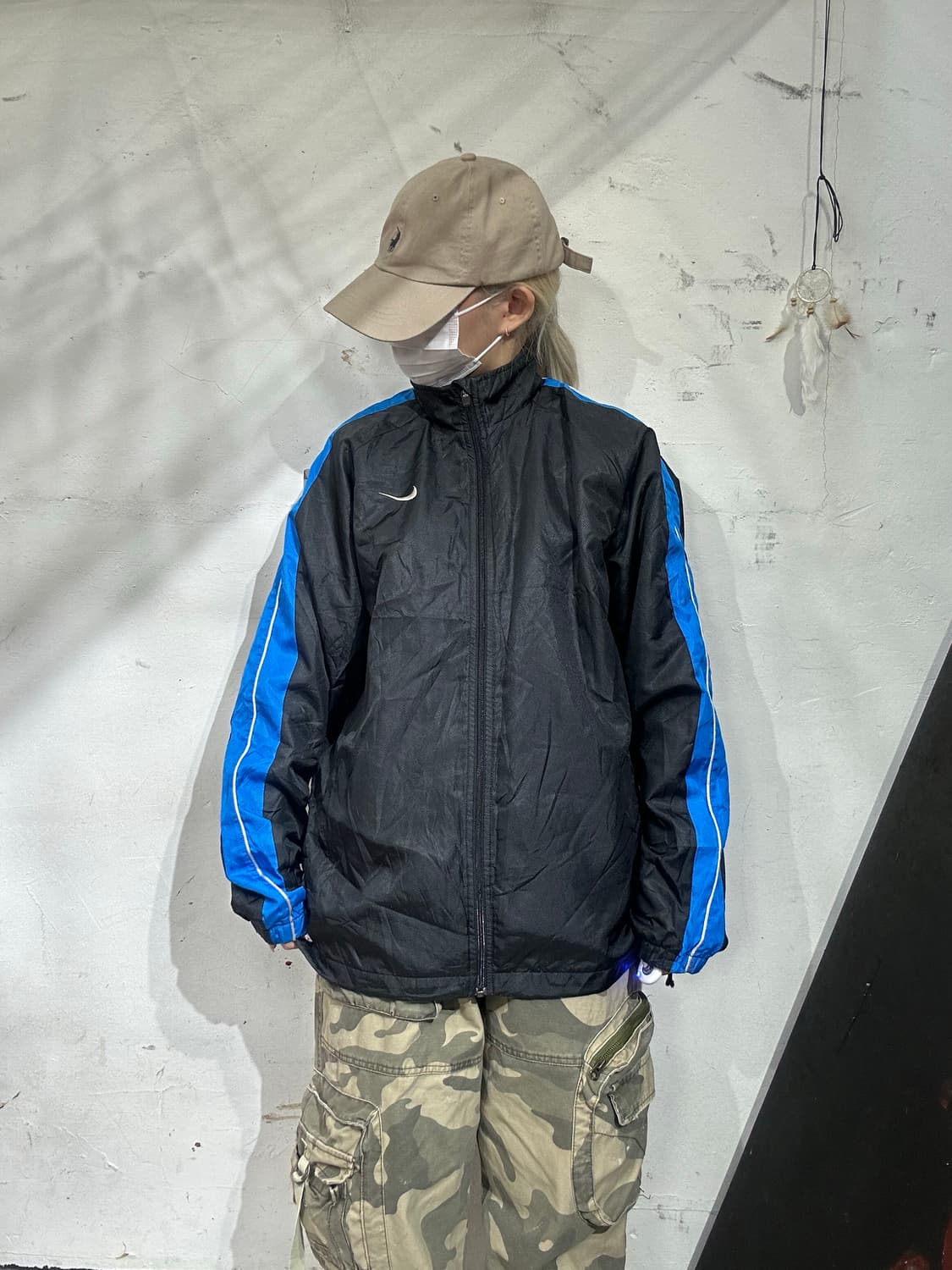 나이키 블랙 블루 사이드 라인 바람막이 자켓  상품이미지2