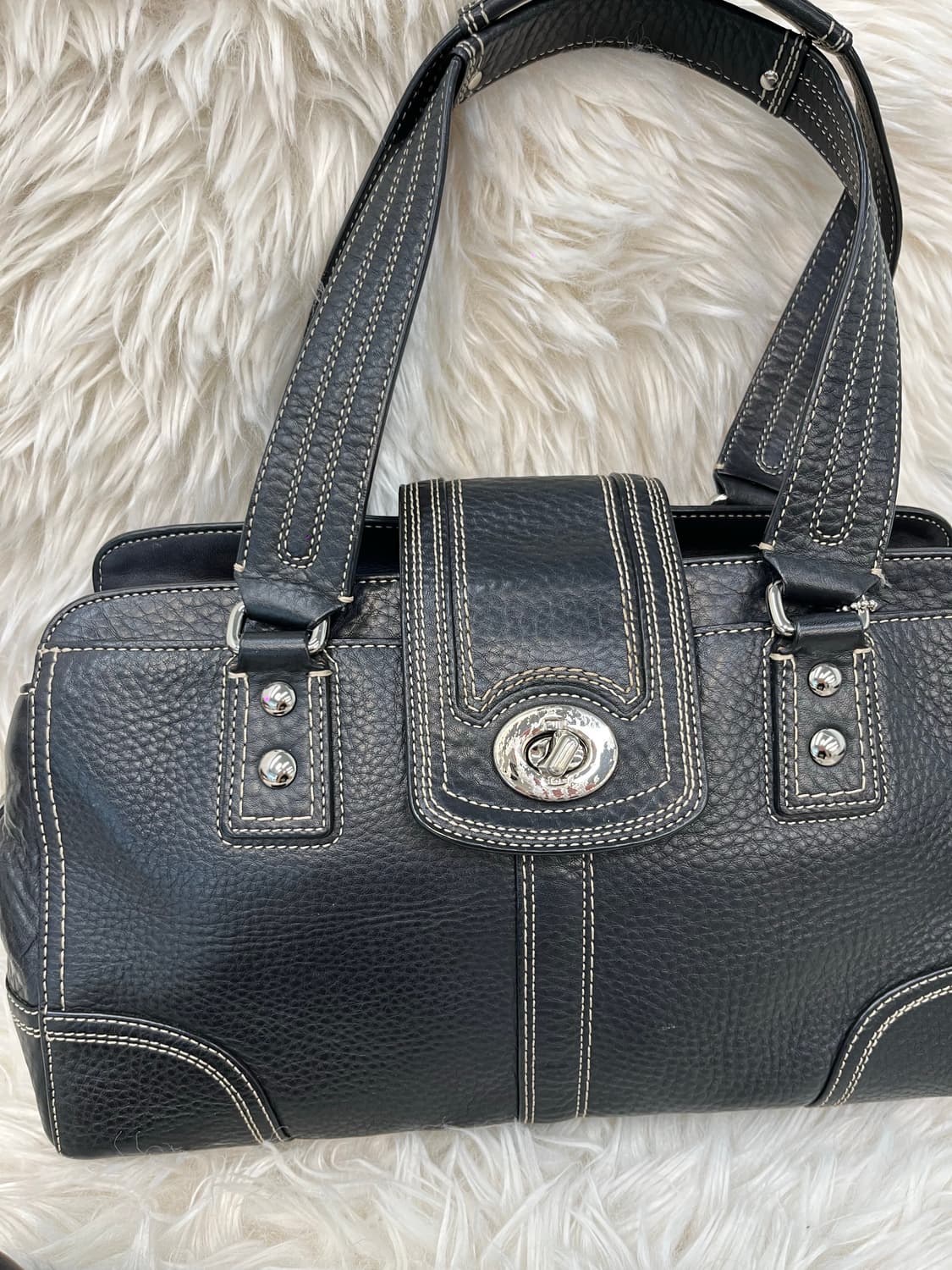 Coach Black Unique Leather Bag 상품이미지3