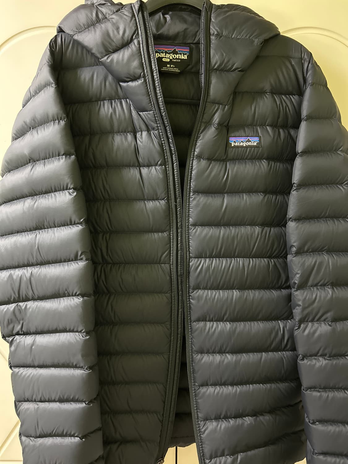 파타고니아 다운 스웨터 후디  m 상품이미지1