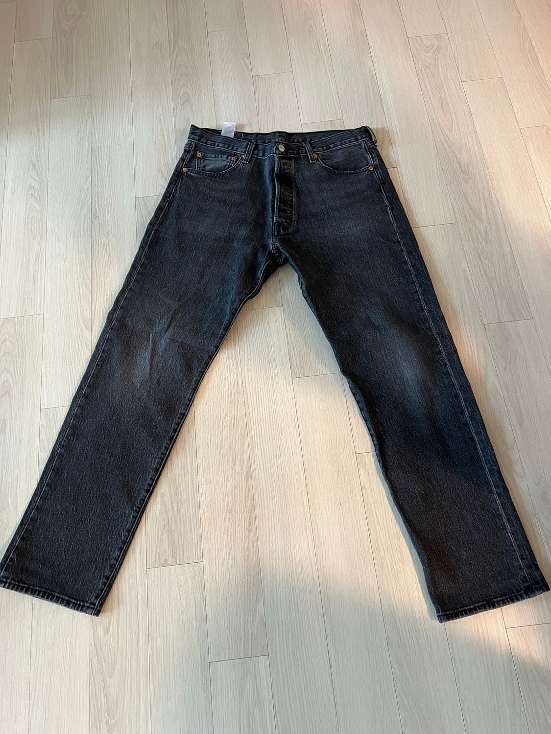 리바이스 501‘93 스트레이투 핏 블랙 데님 상품이미지1