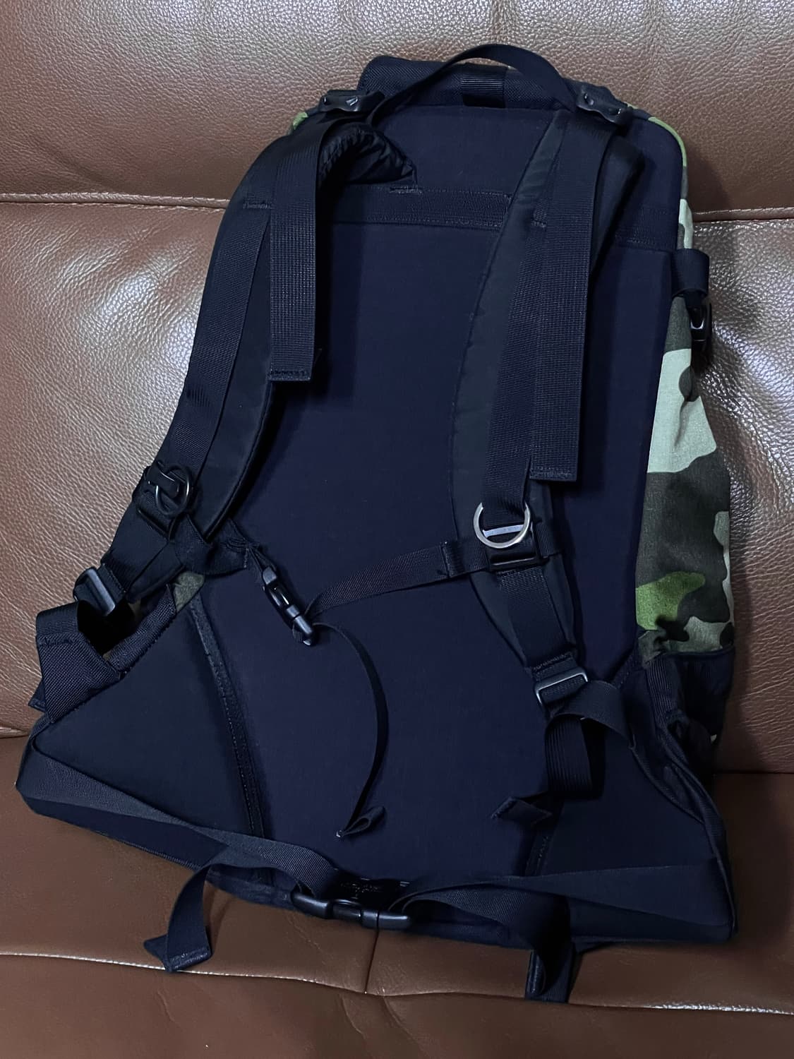 아크테릭스 x 빔즈 세브링 백팩 28L 상품이미지4