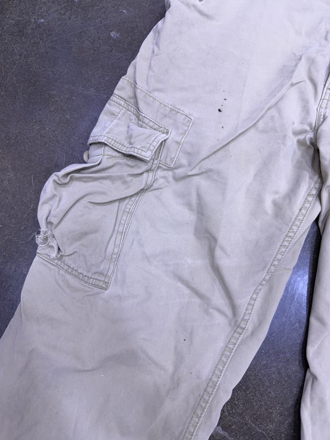 리바이스 00's 루즈 스트레이트핏 카고팬츠 베이지 33 상품이미지5