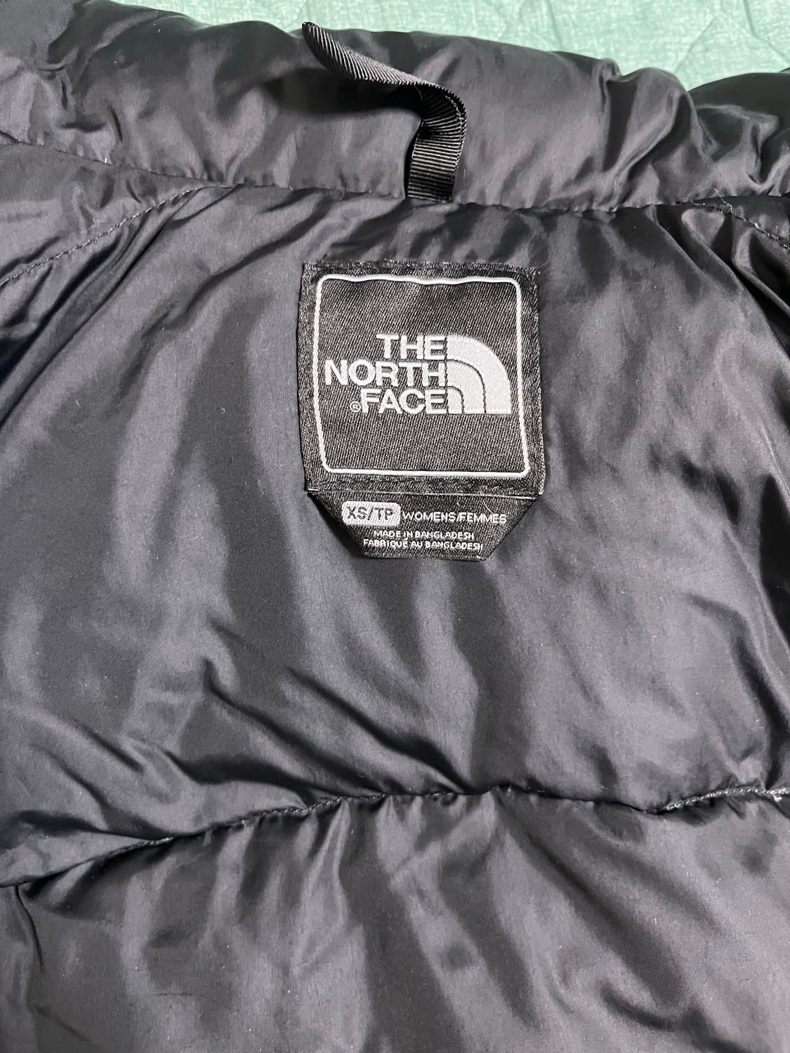 노스페이스 700 중앙로고 패딩 조끼 블랙 xs 상품이미지8