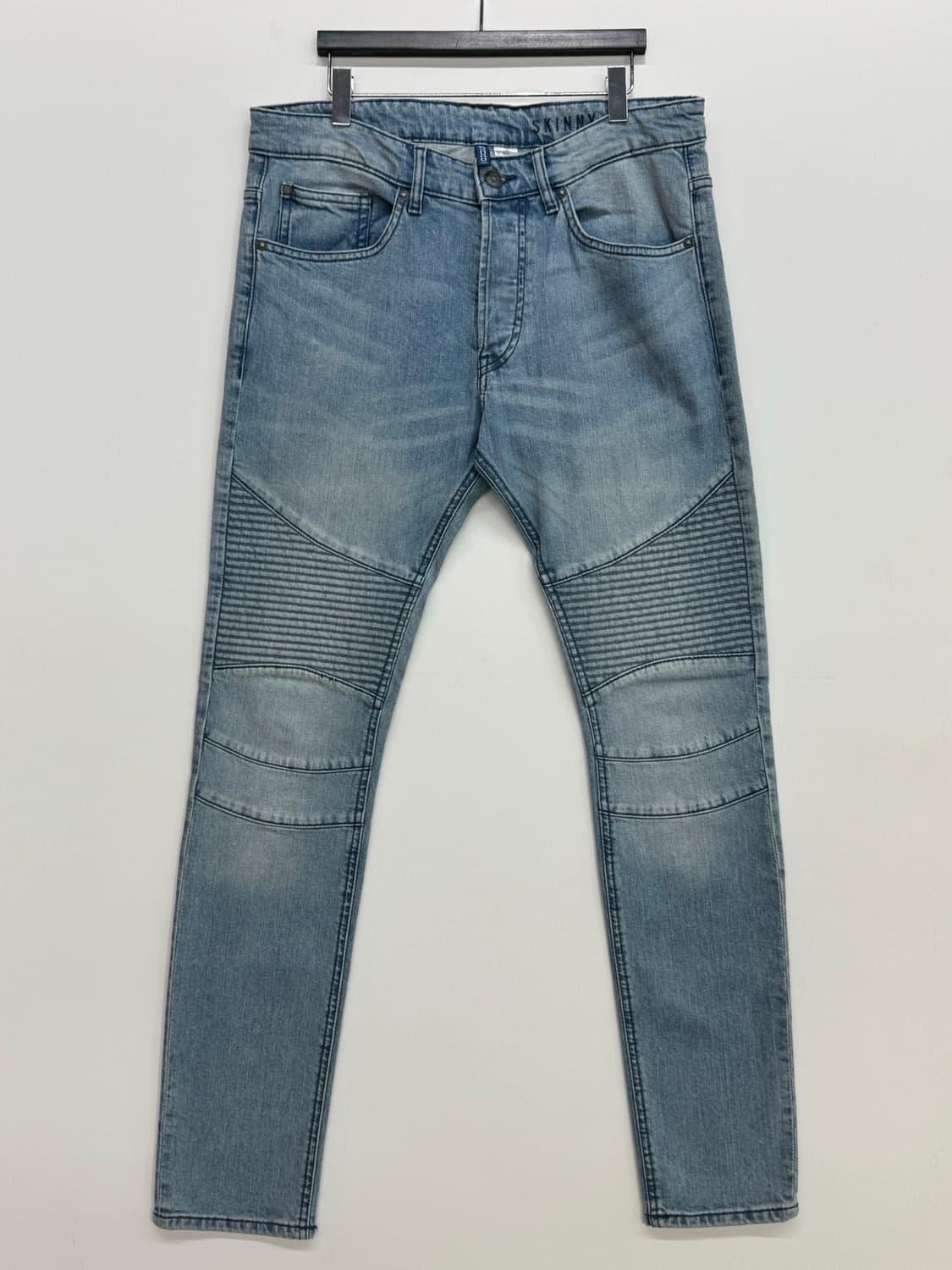 H&M 데님 바이커진 연청 팬츠 상품이미지1