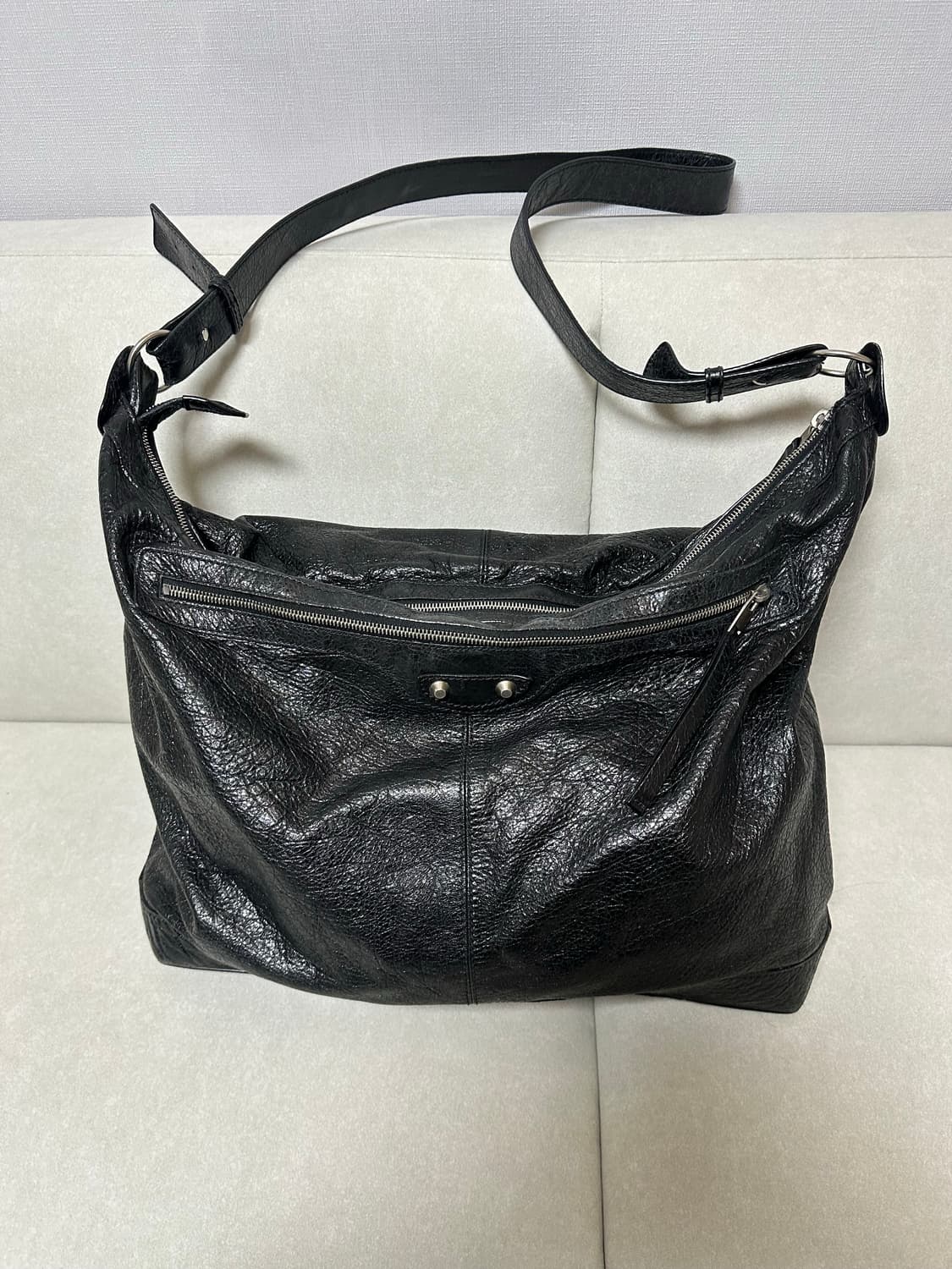 [A+ 정품] 발렌시아가 시티 모터백 커리어 블랙 상품이미지5