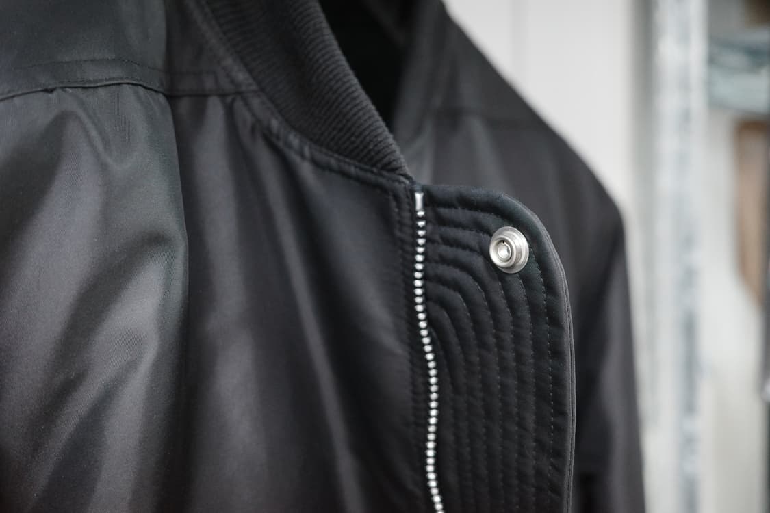 릭오웬스 FLIGHT NECKED DUVET BLACK 상품이미지3