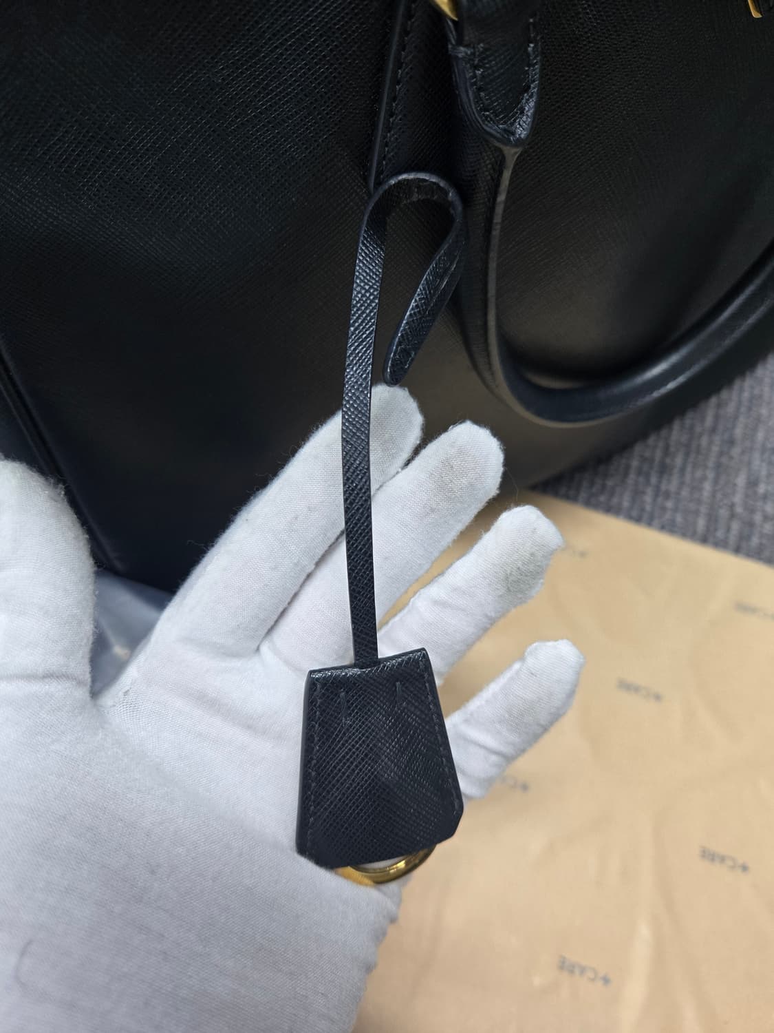 [특가][정품]프라다 사피아노 토트백 상품이미지9