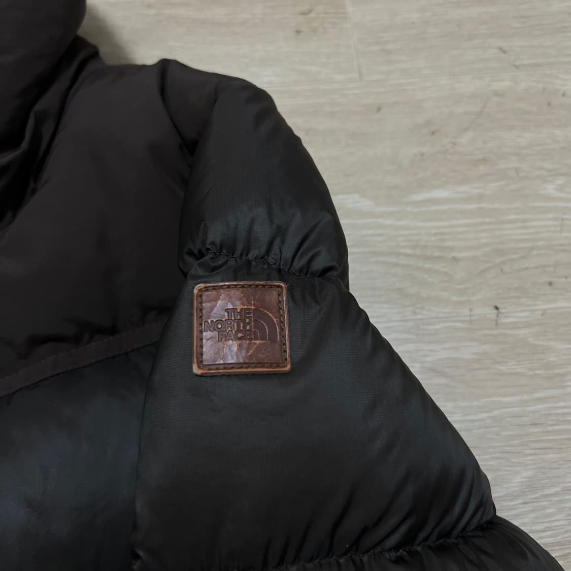 노스페이스 여성 구스다운 퀼팅 하이넥 롱패딩 점퍼 [브라운] XL/105 상품이미지4