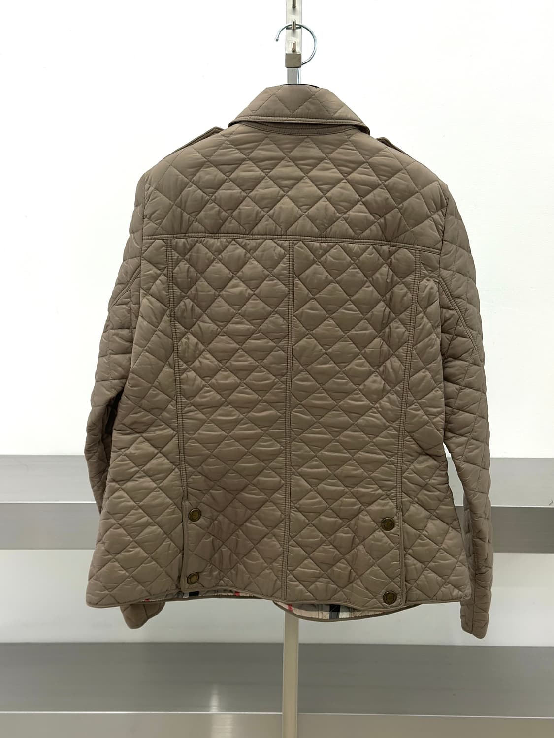 버버리 브릿 캔코트 퀼팅 자켓  상품이미지5