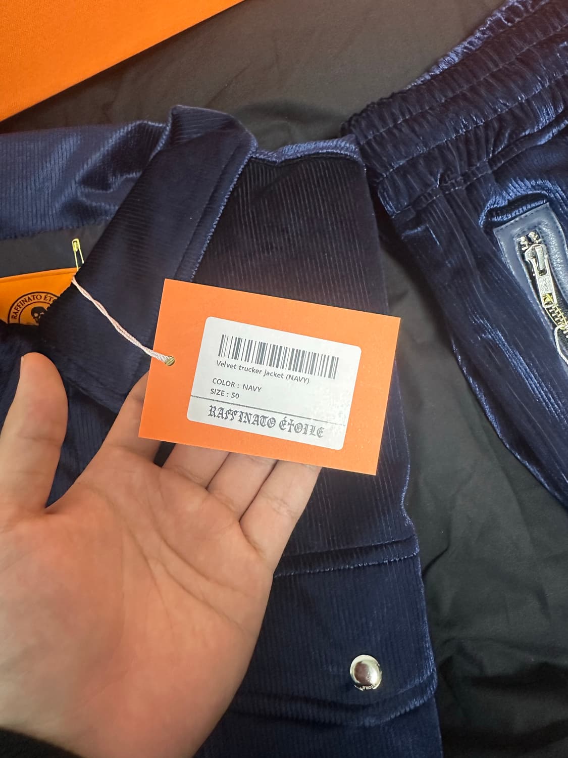 [한정판/새상품]라피나토 에뚜엘 벨벳 트러커 셋업 50 네이비 상품이미지2