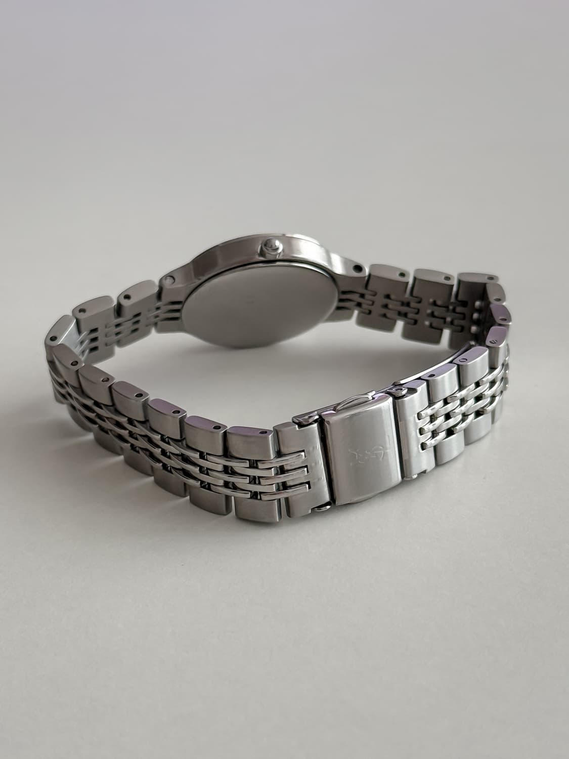 입생로랑 라운드 풀메탈 시계 상품이미지9