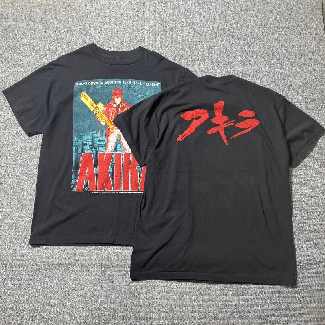 새상품) AKIRA 아키라 포스터 프린팅티셔츠 (L/XL)  상품이미지1