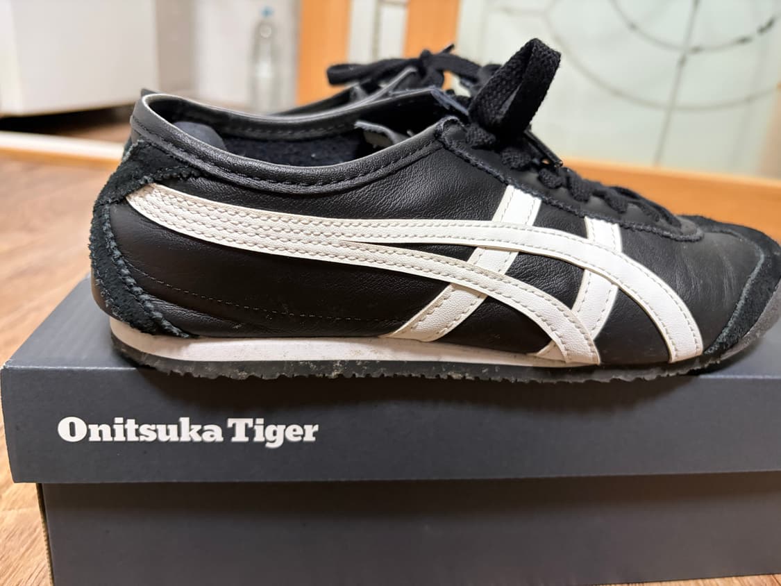 오니츠카 타이거 멕시코 66 블랙 회이트(검흰) 상품이미지3