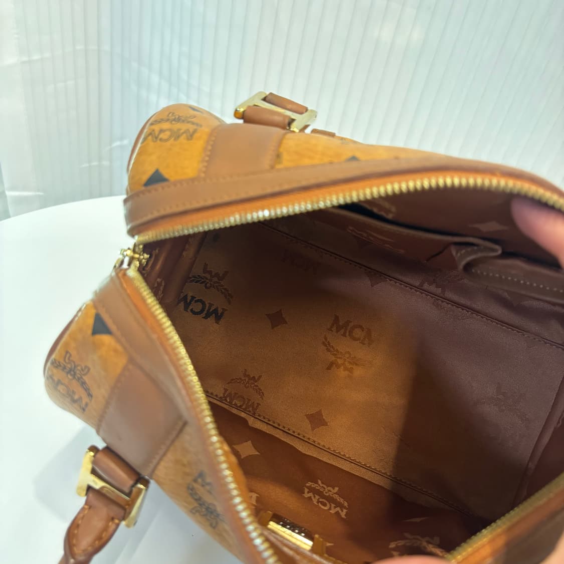 정품 MCM 황토 비세토스 토트백     상품이미지8